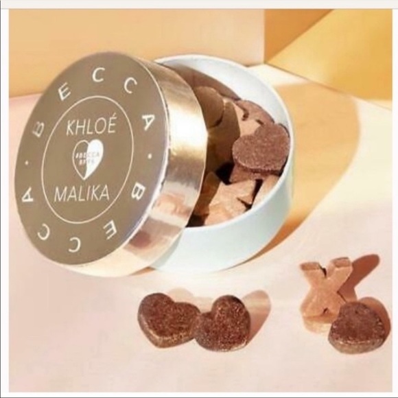 BECCA x Khloe Kardashian & Malika Haqq Glow Letters $32 Limited Edition NIB - Picture 1 of 9